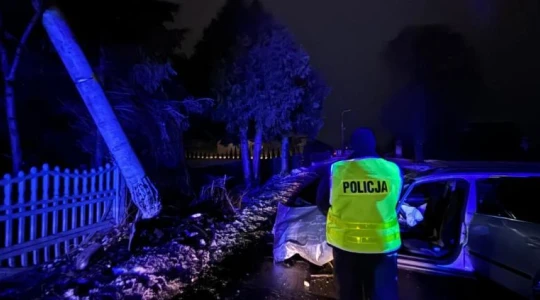 Miał nigdy nie wsiąść za kółko, a odciął prąd mieszkańcom wsi. Pijany 31-latek w rękach policji